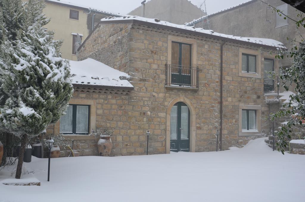 La Carretteria Guest House Mistretta Екстер'єр фото