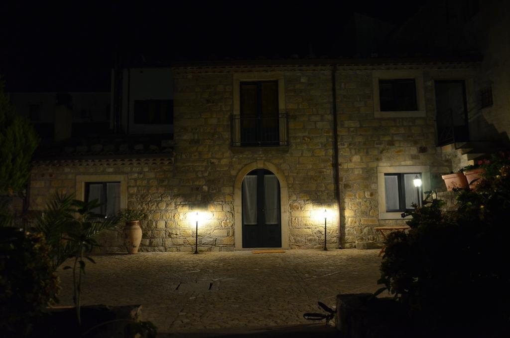 La Carretteria Guest House Mistretta Номер фото