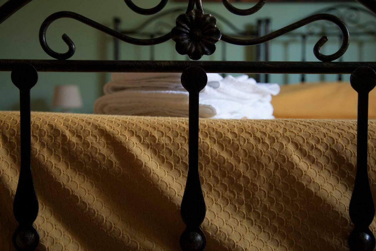La Carretteria Guest House Mistretta Екстер'єр фото